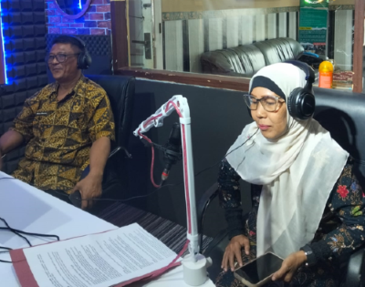 Diskominfo Majene Sosialisasikan Core Values ASN BerAKHLAK Melalui Podcast di RAM FM