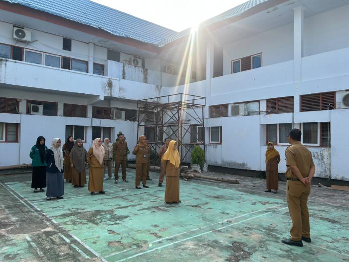 Kadis Kominfo Majene Tekankan Disiplin dan Kerja Sama ASN