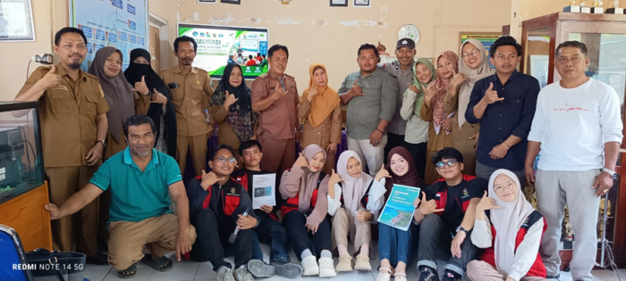 Mahasiswa KKN Tematik Unhas Gelar Sosialisasi Media Desa Wisata di Bababulo, Gandeng Kominfo Majene